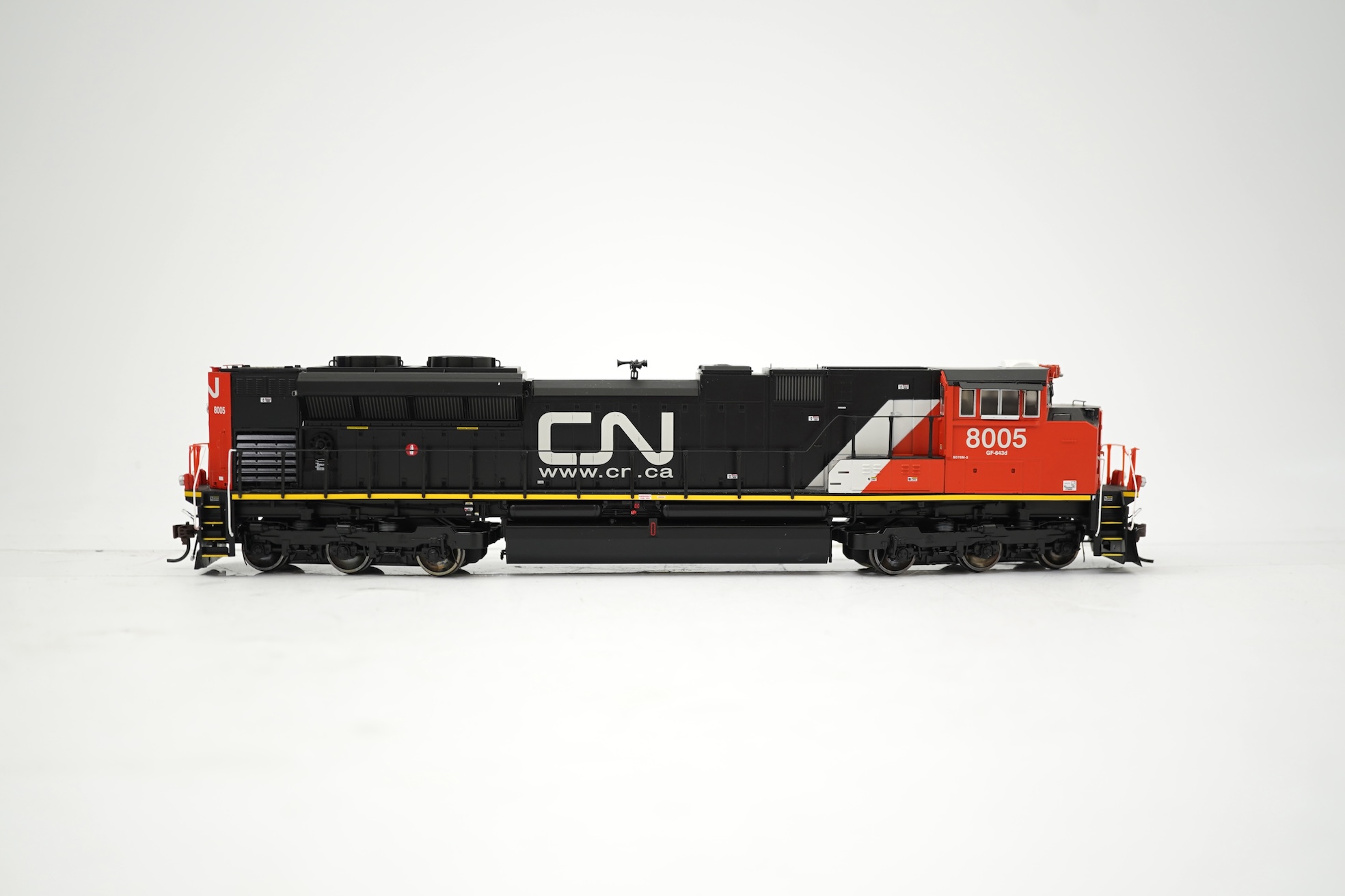 A boxed HO gauge Genesis Canadian National Railways Co-Co diesel locomotive, 8005, (G68625).